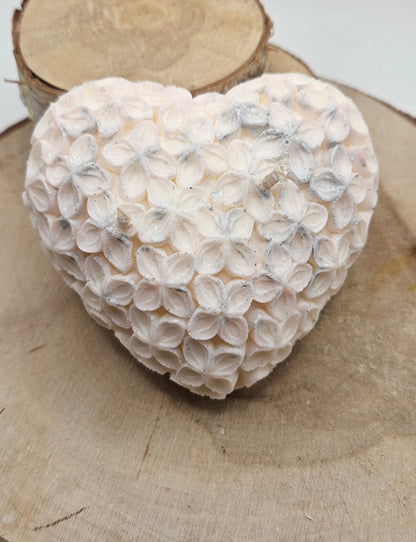 Bougie Moulée - Cœur Relief Fleur